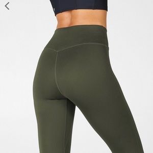 NWT Anywhere High-Waisted Legging